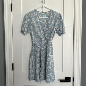 Light blue daisy dress